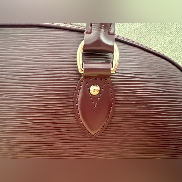 Louis Vuitton Jasmine Purse Purple - Picture 16 of 16
